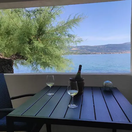 Appartement By The Sea Trogir